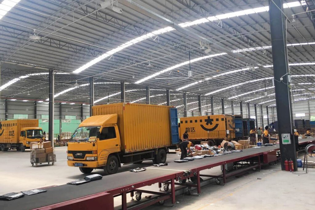 HVLS industrial fans for logistics centers